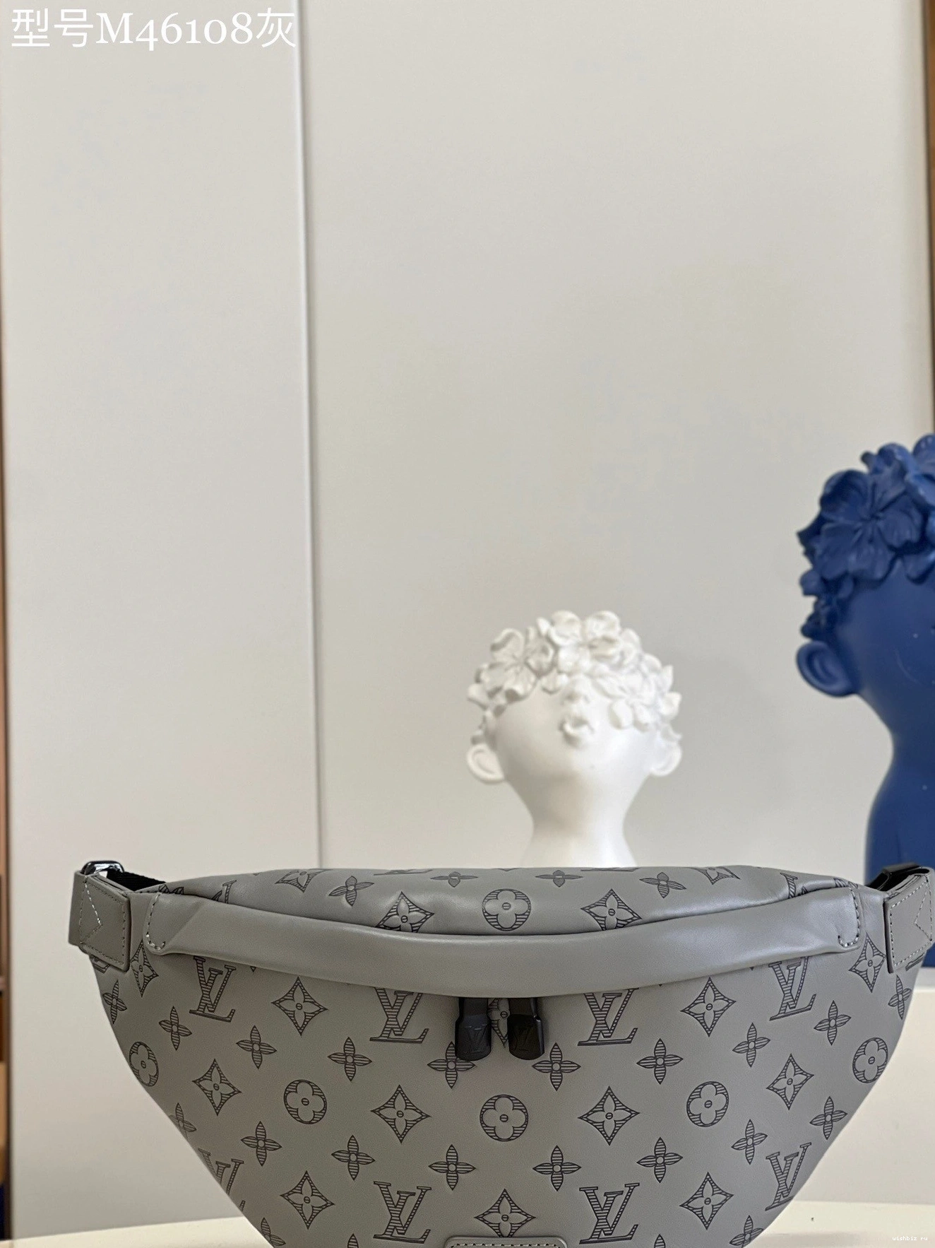 WIS LOUIS BUMBAG VUITTON DISCOVERY 1130